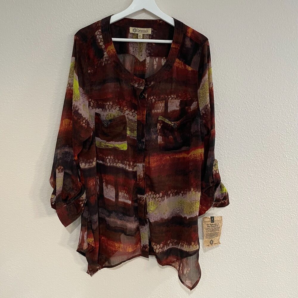 NWT Democracy Women Button-Front Asymmetric Blouse Abstract Print‎ Size2X Career